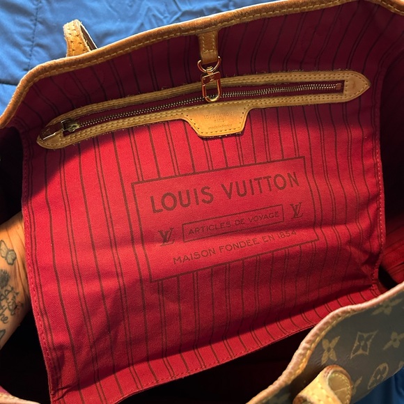 AUTHENTIC LOUIS VUITTON • Large Neverfull Tote & Pochette Patina Monogram Bag • - Picture 6 of 16